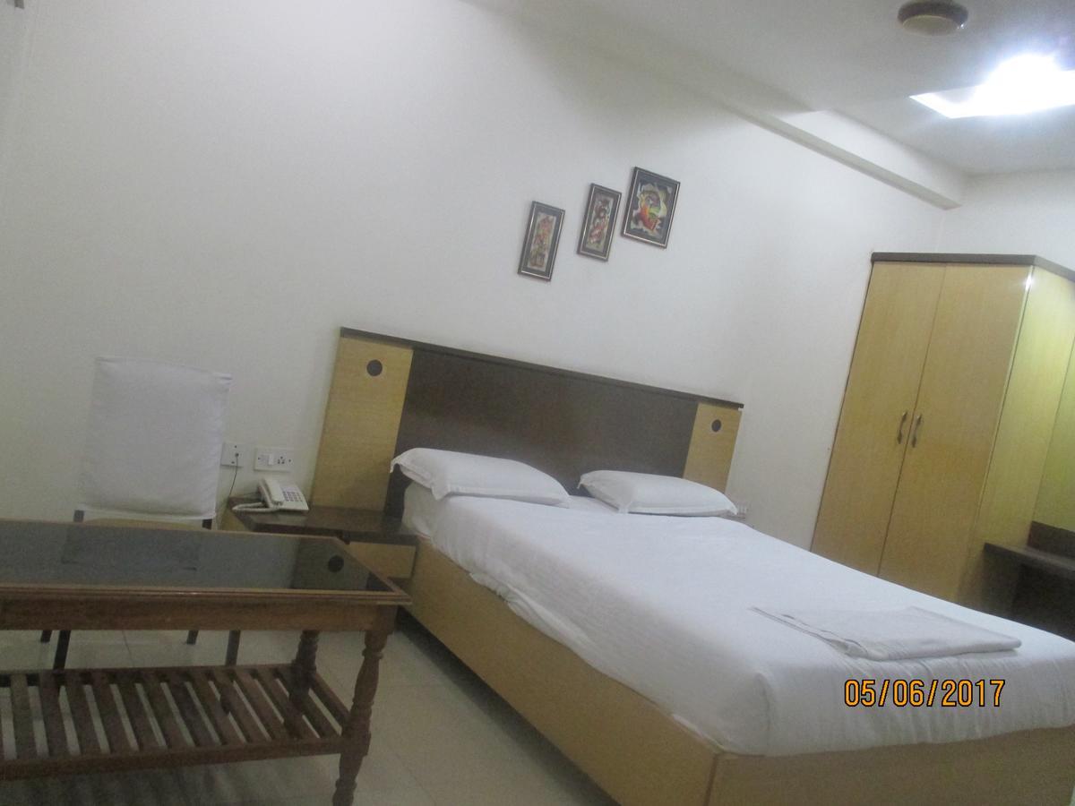 A.R Grand Hotel Visákhapatnam Kültér fotó